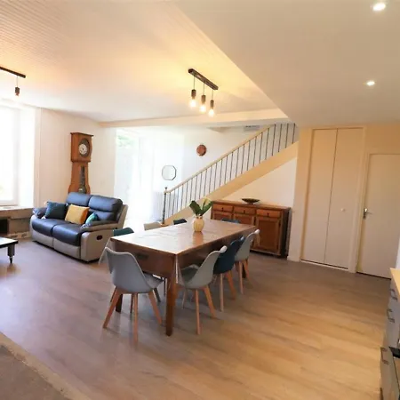 Gite Charmant Avec Cheminee, Jardin, Terrasse, Wifi, Pres Des Gorges De La Truyere Et Villages Medievaux - Fr-1-742-159 Leucamp
