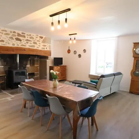 Holiday home Gite Charmant Avec Cheminee, Jardin, Terrasse, Wifi, Pres Des Gorges De La Truyere Et Villages Medievaux - Fr-1-742-159 Leucamp