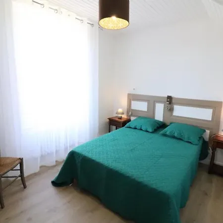 Holiday home Gite Charmant Avec Cheminee, Jardin, Terrasse, Wifi, Pres Des Gorges De La Truyere Et Villages Medievaux - Fr-1-742-159 *